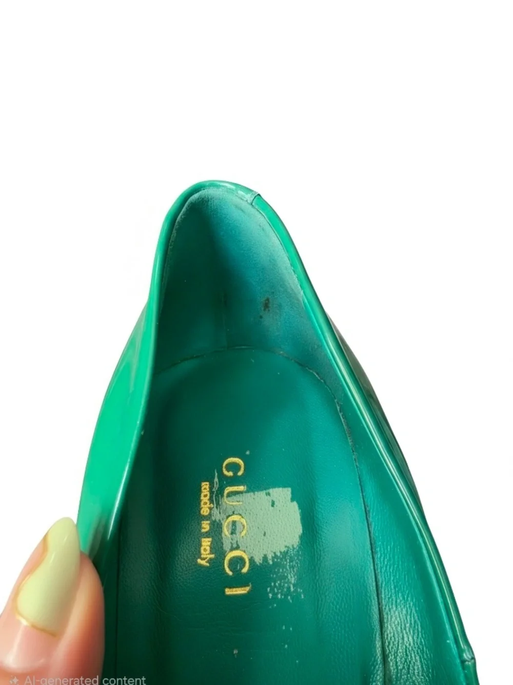 Gucci Patent Leather Pointed Toe Pumps in Emerald Green